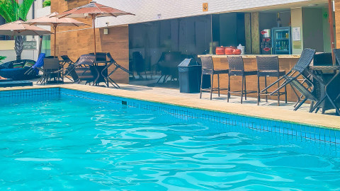 Aluguel de temporada no Gold Flat | Seu refugio em João Pessoa PA | apenas 60 metros do mar