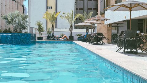 Aluguel de temporada no Gold Flat | Seu refugio em João Pessoa PA | apenas 60 metros do mar
