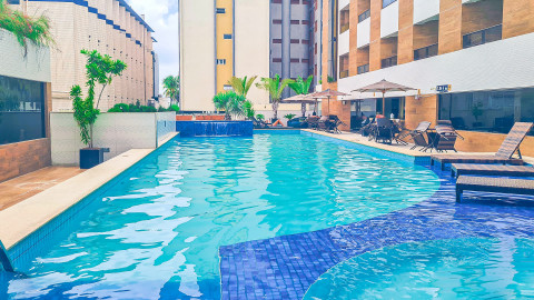 Aluguel de temporada no Gold Flat | Seu refugio em João Pessoa PA | apenas 60 metros do mar