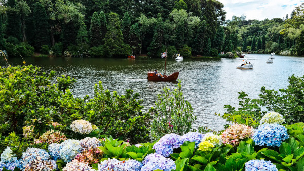 Foto demonstrativa de Lago Negro em Gramado RS